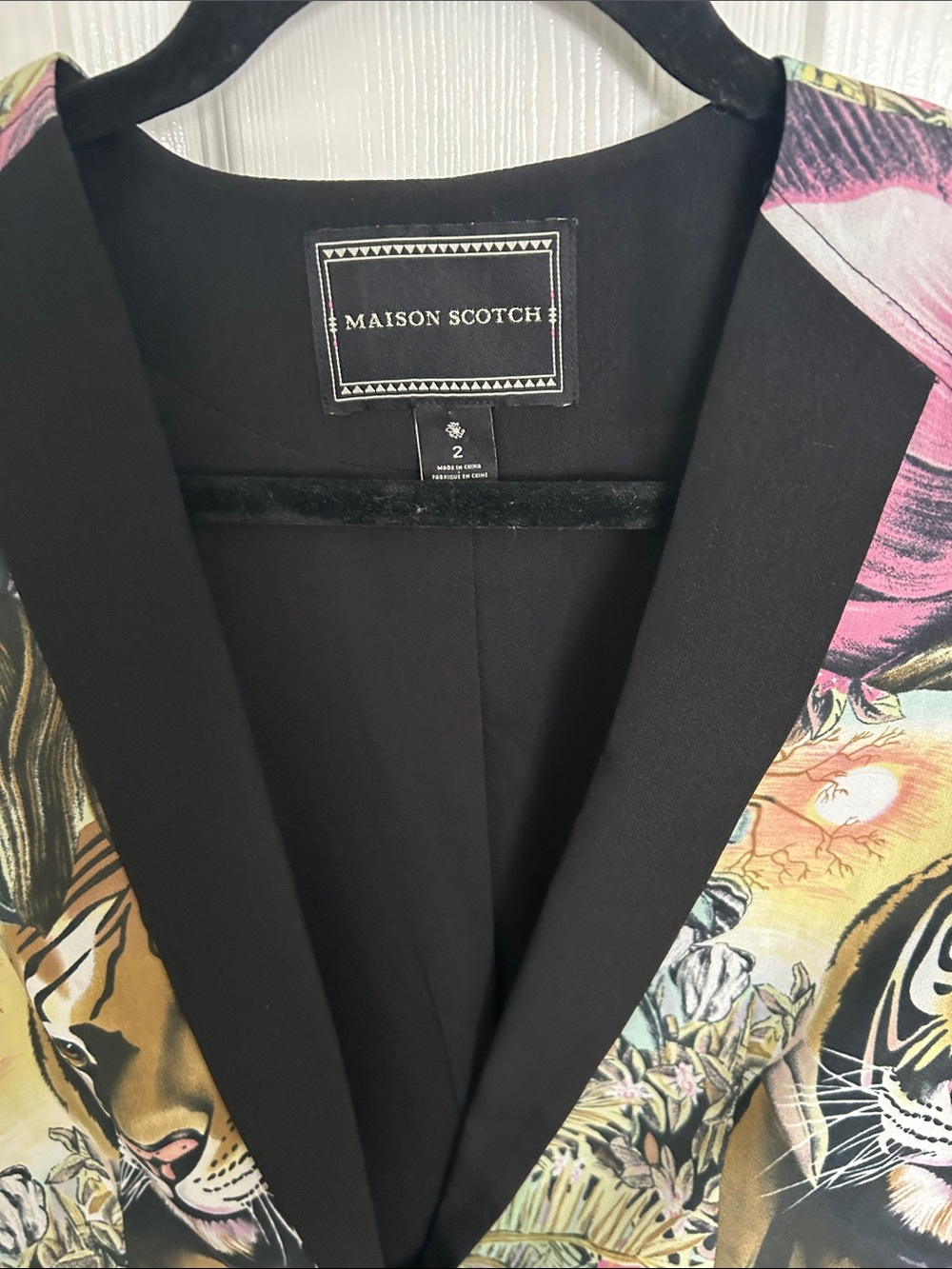 Maison Scotch Multicolor Tiger & Floral Print Blazer with Black Lapel - Picture 2 of 6